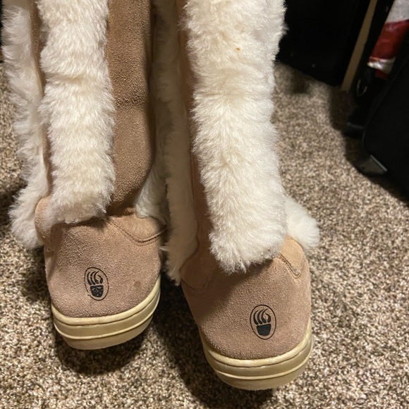 Bear paw boots - Picture 3 of 3
